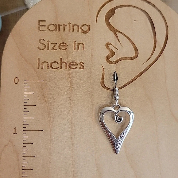 FOLK ART HEART DROP EARRINGS - Picture 4 of 6